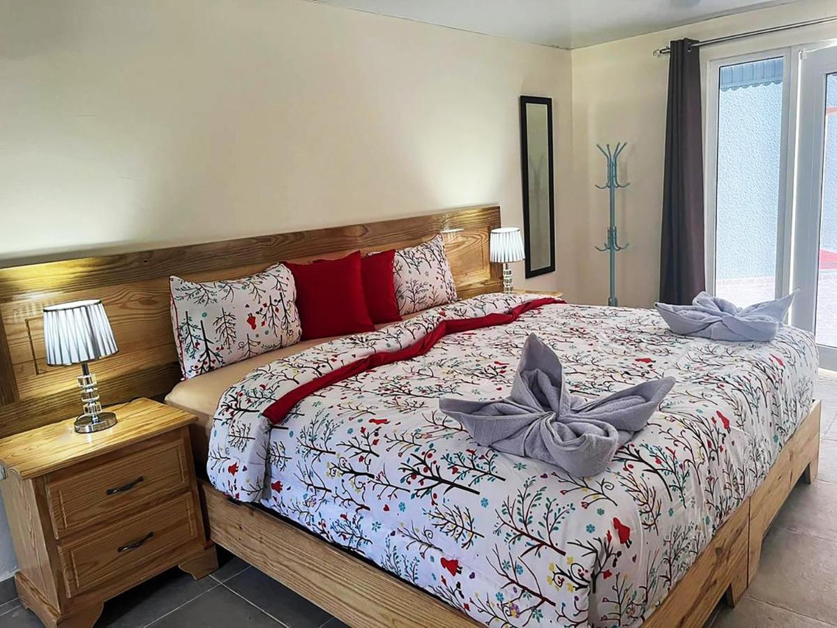 Hotel Sea Breeze Сосуа Экстерьер фото