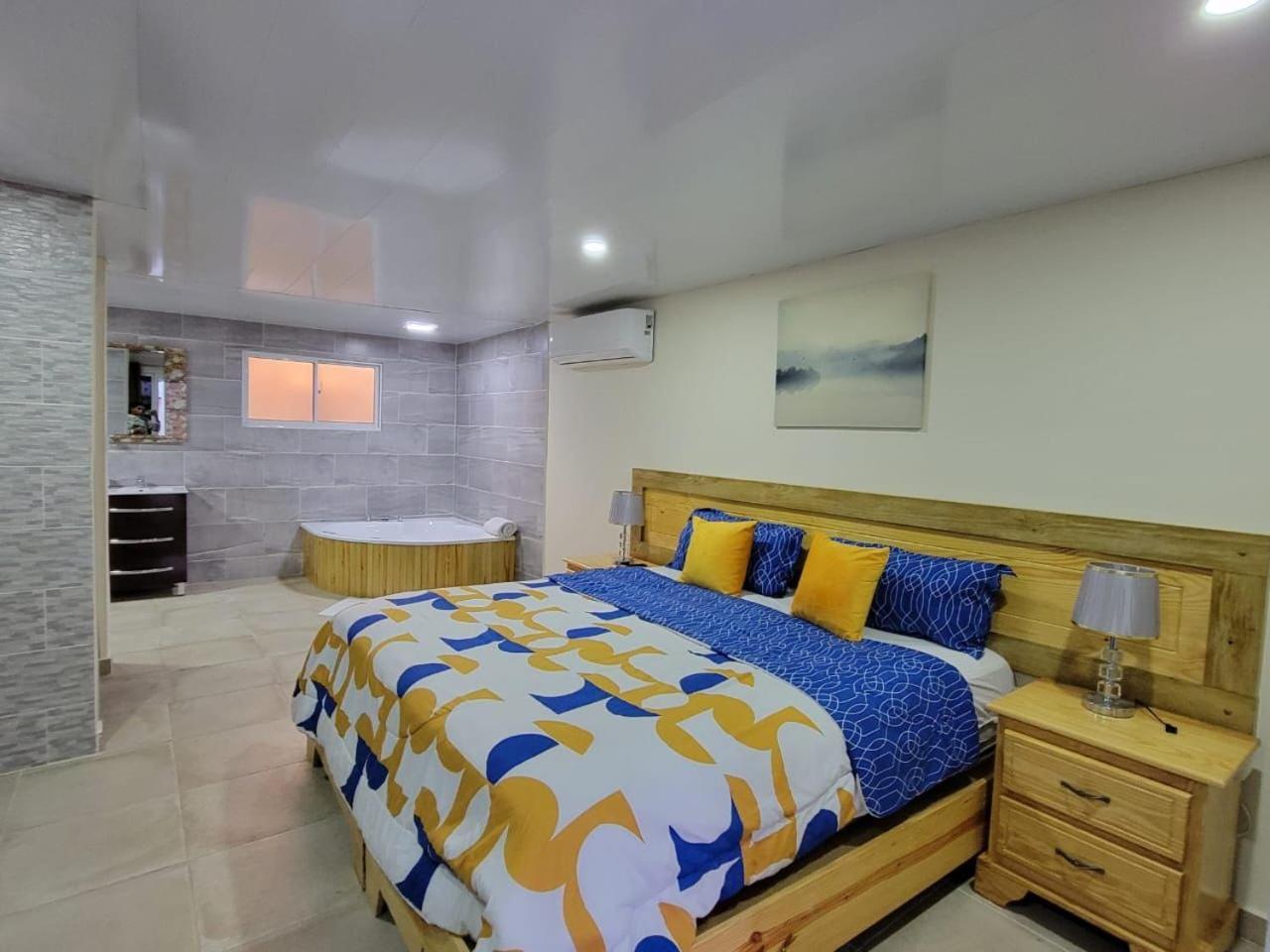 Hotel Sea Breeze Сосуа Экстерьер фото