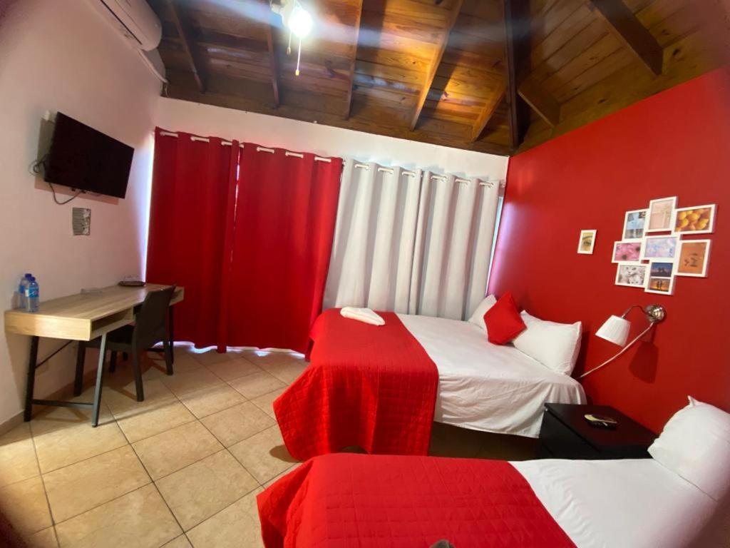 Hotel Sea Breeze Сосуа Экстерьер фото